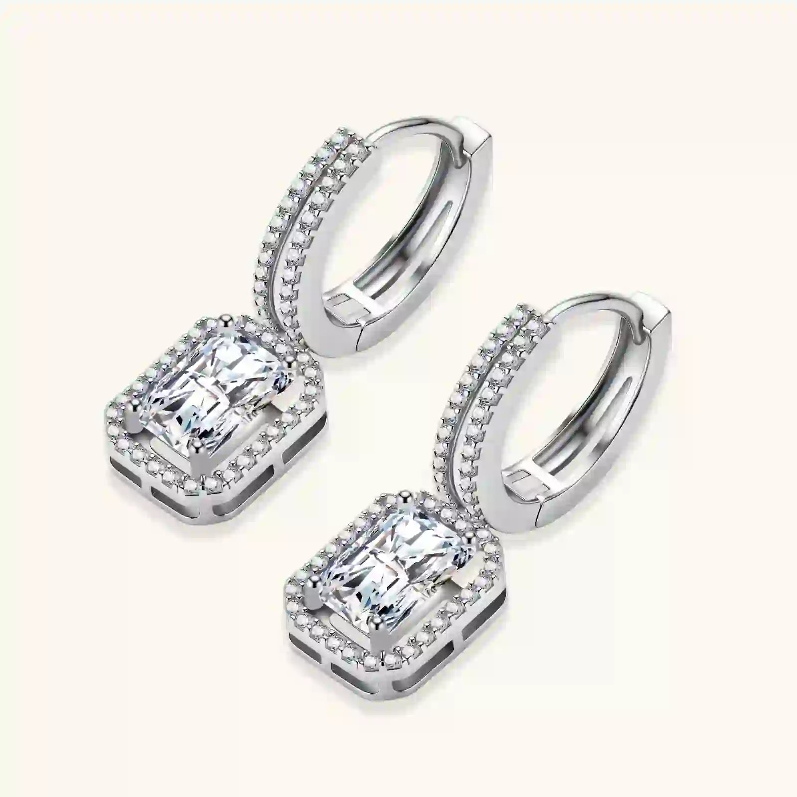 Pendants Moissanite Taille Émeraude by Yoldine Paris