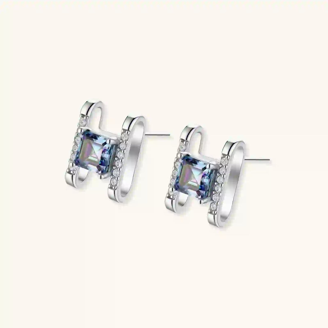 Clous Carrés Prisme by Yoldine Paris