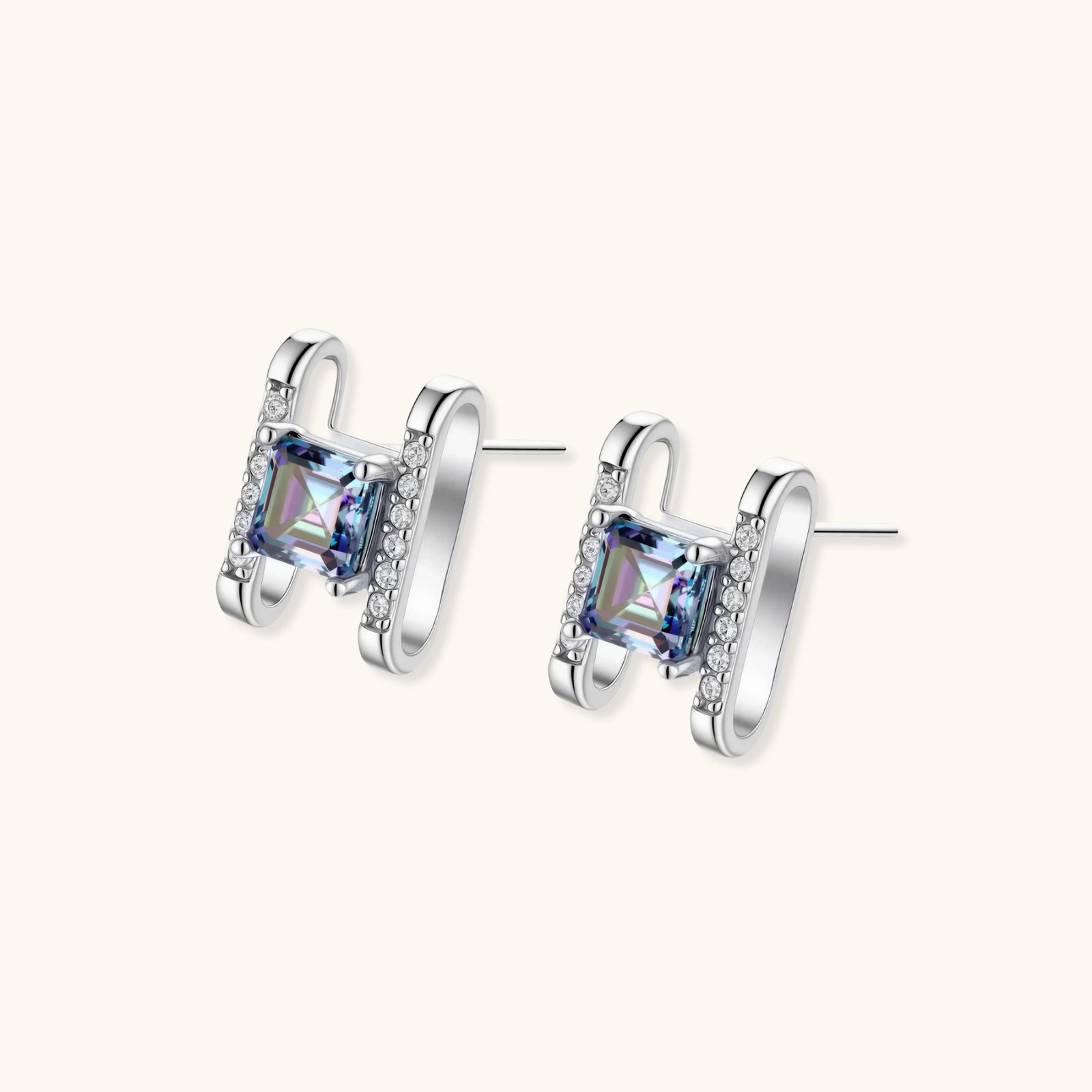 Clous Carrés Prisme by Yoldine Paris