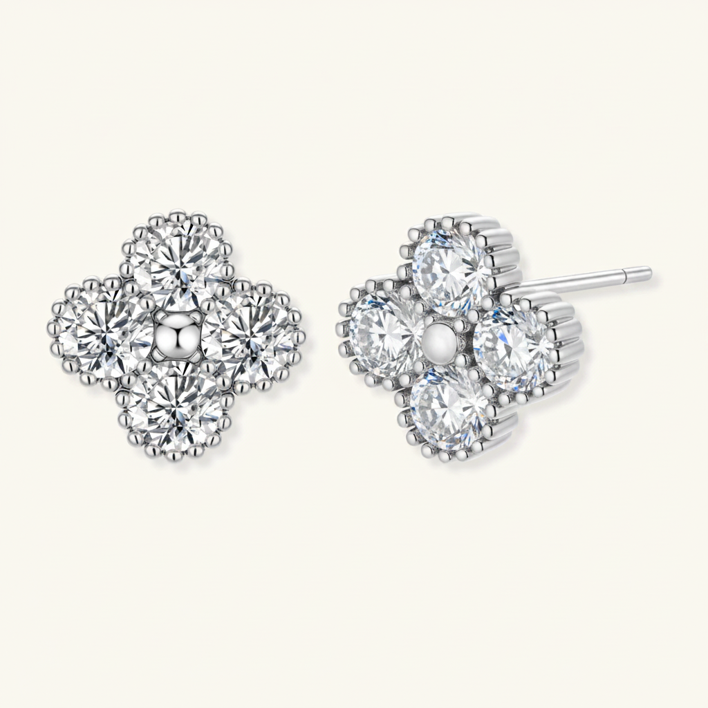 Puces Moissanite Quatrefeuille by Yoldine Paris
