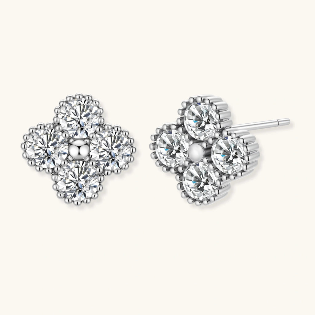 Puces Moissanite Quatrefeuille by Yoldine Paris