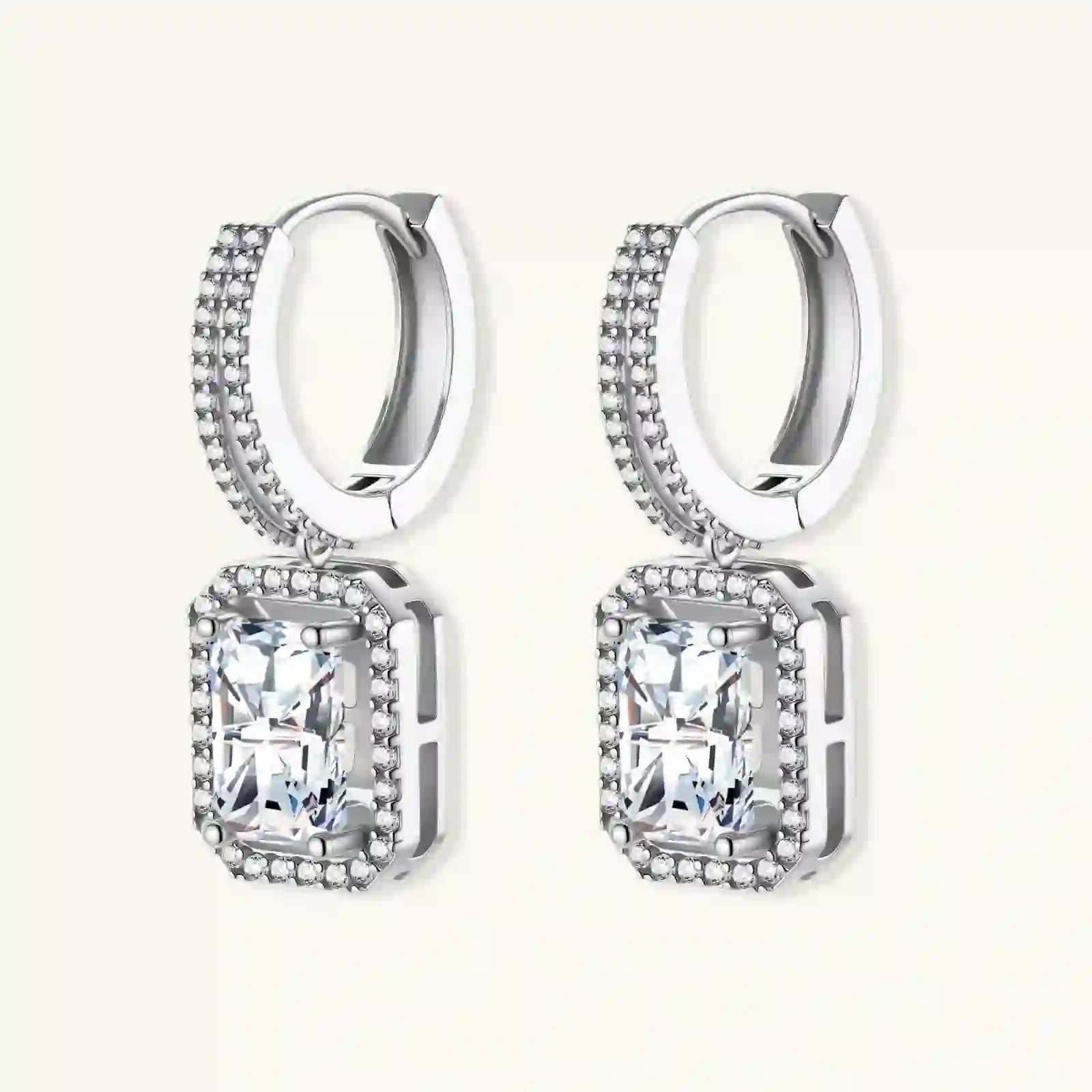 Pendants Moissanite Taille Émeraude by Yoldine Paris