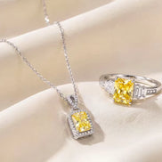 Ensemble Moissanite Rayonnement Doré by Yoldine Paris