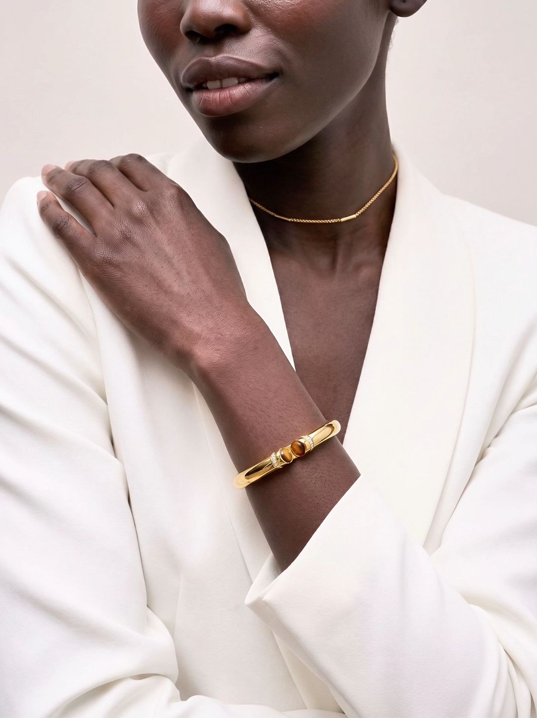 Bracelet Jonc Œil de Tigre Impérial – Plaqué Or 18K by Yoldine Paris